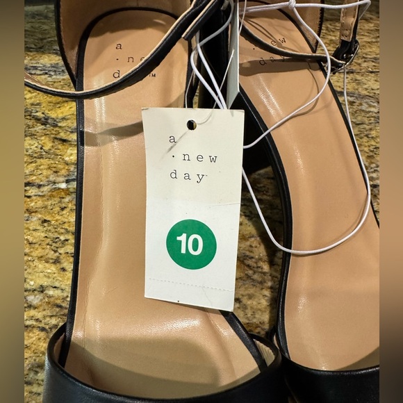 A New Day Ankle Strap Heels Memory Foam Womens Size 10 Black Color - Picture 8 of 8